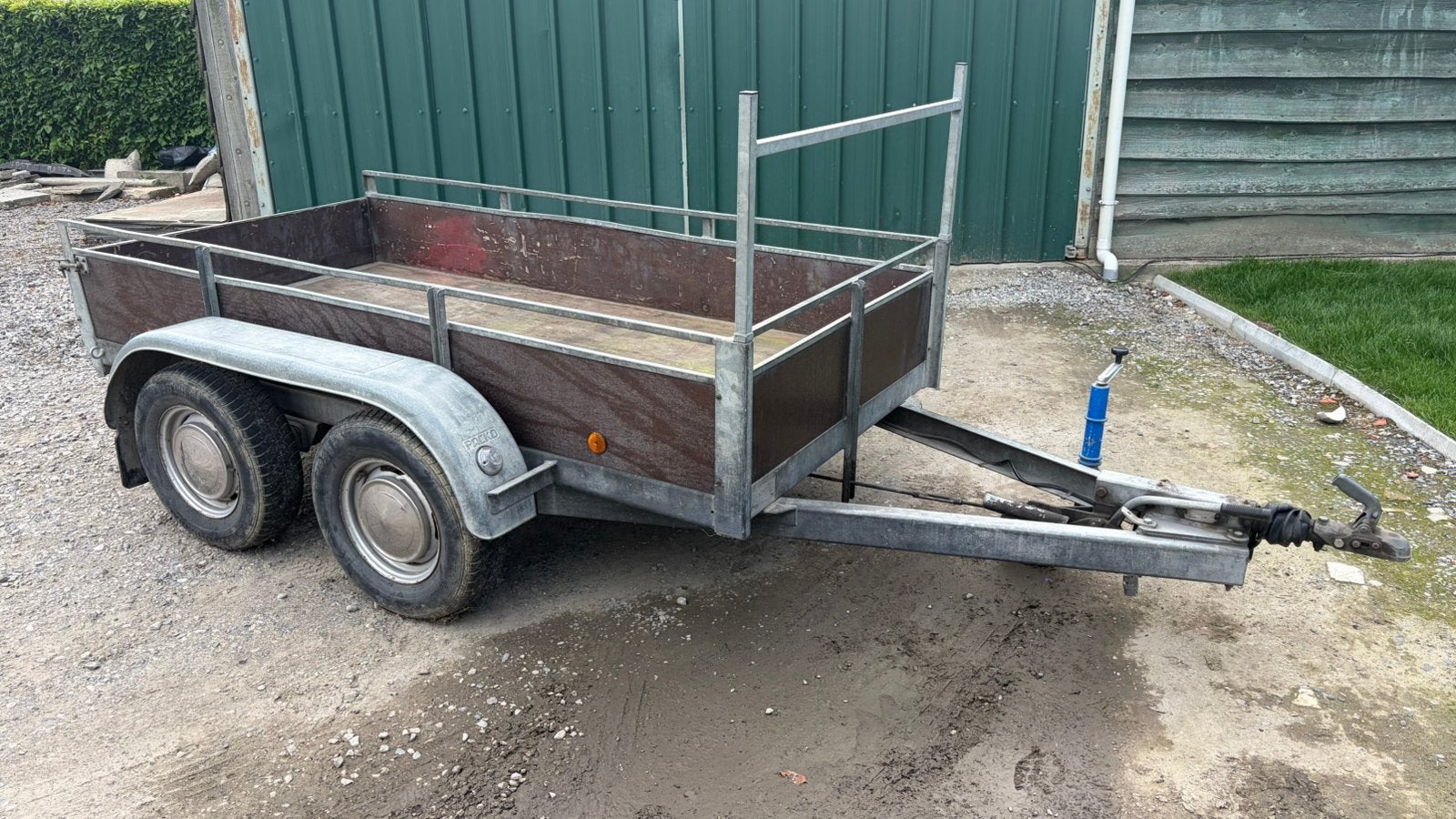 Aanhangwagen Packo, Ophalen, Gebruikt