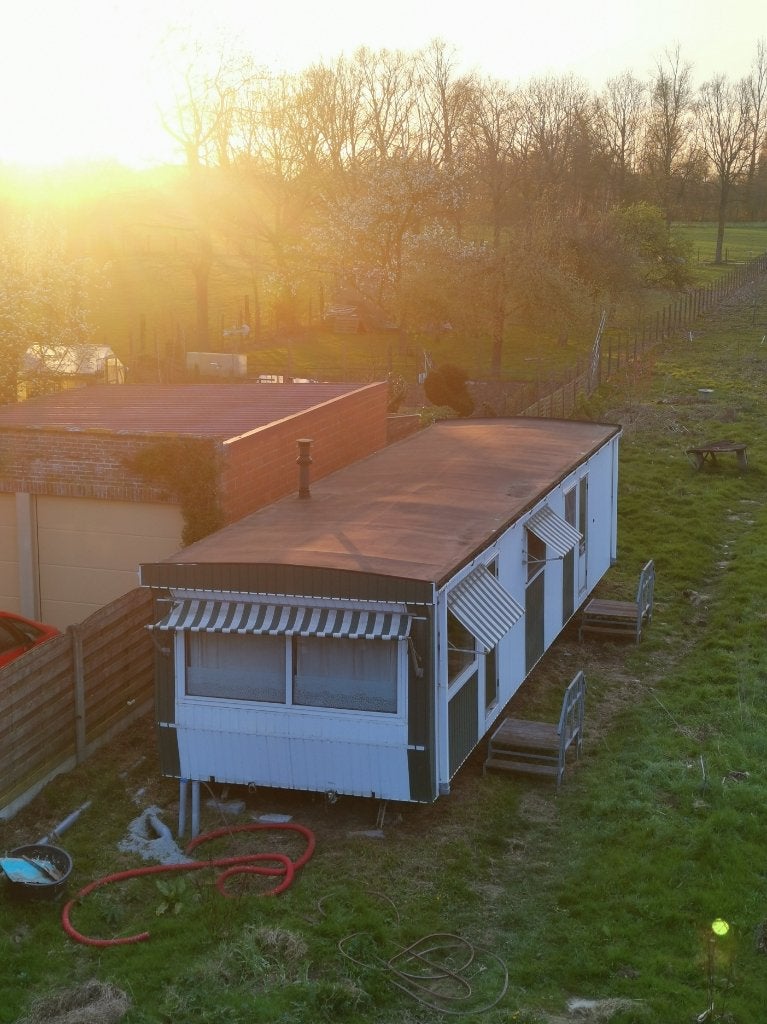 Stacaravan 11m x 3m