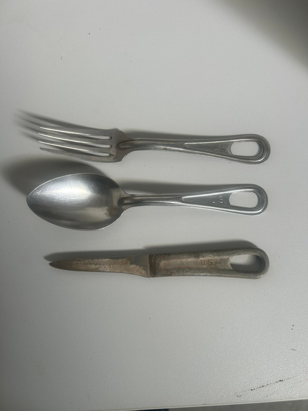 Coutellerie américaine 1945, Enlèvement ou Envoi
