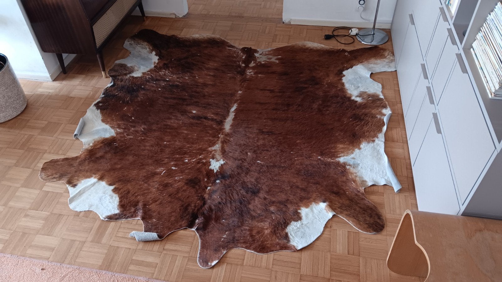 Ikea Koldby koeienhuid, Huis en Inrichting, Stoffering | Tapijten en Vloerkleden, Ophalen, Gebruikt, Overige vormen