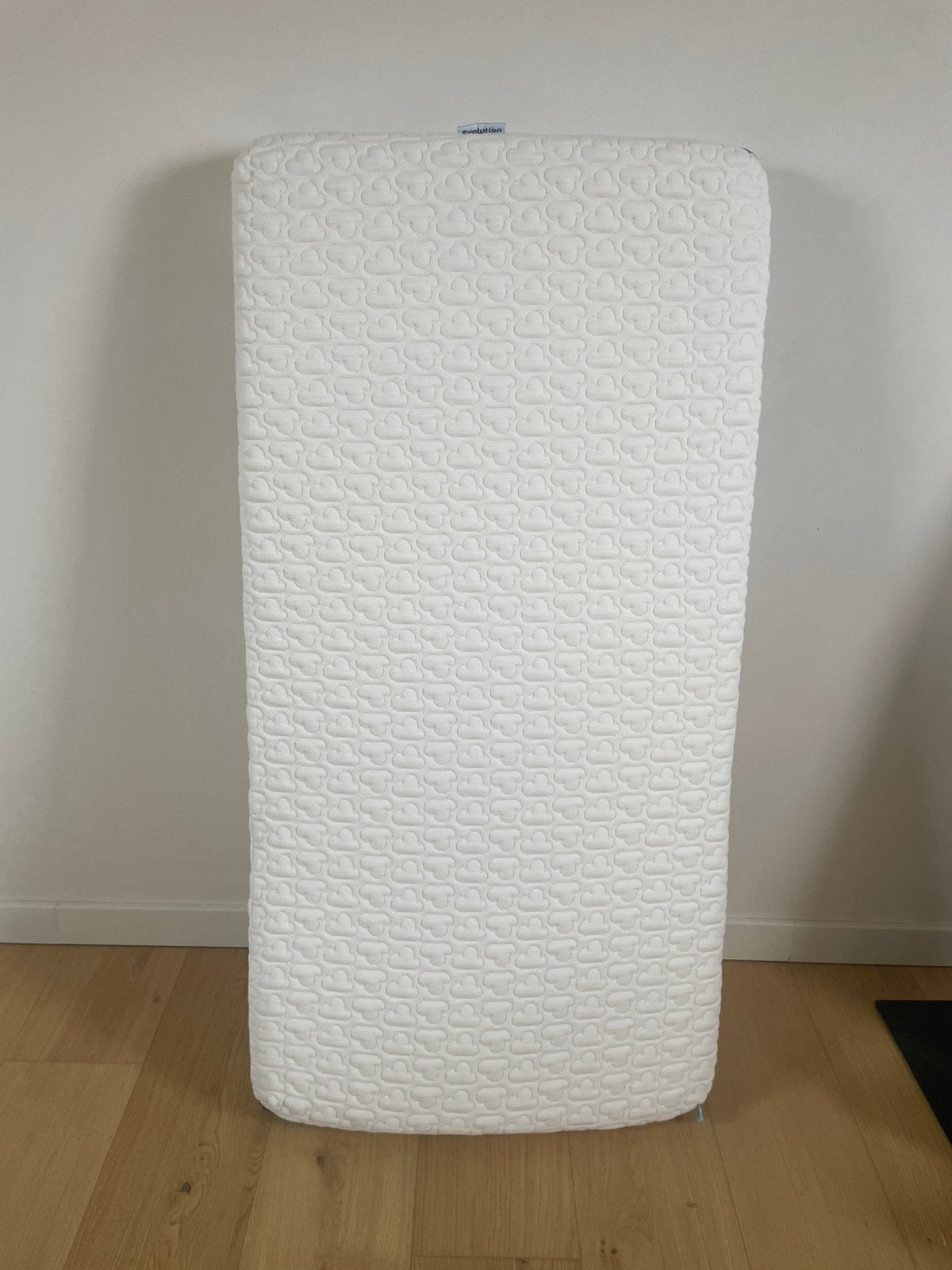 Aerosleep matrasje + matrasbeschermer en hoeslakentjes, Ophalen, Zo goed als nieuw