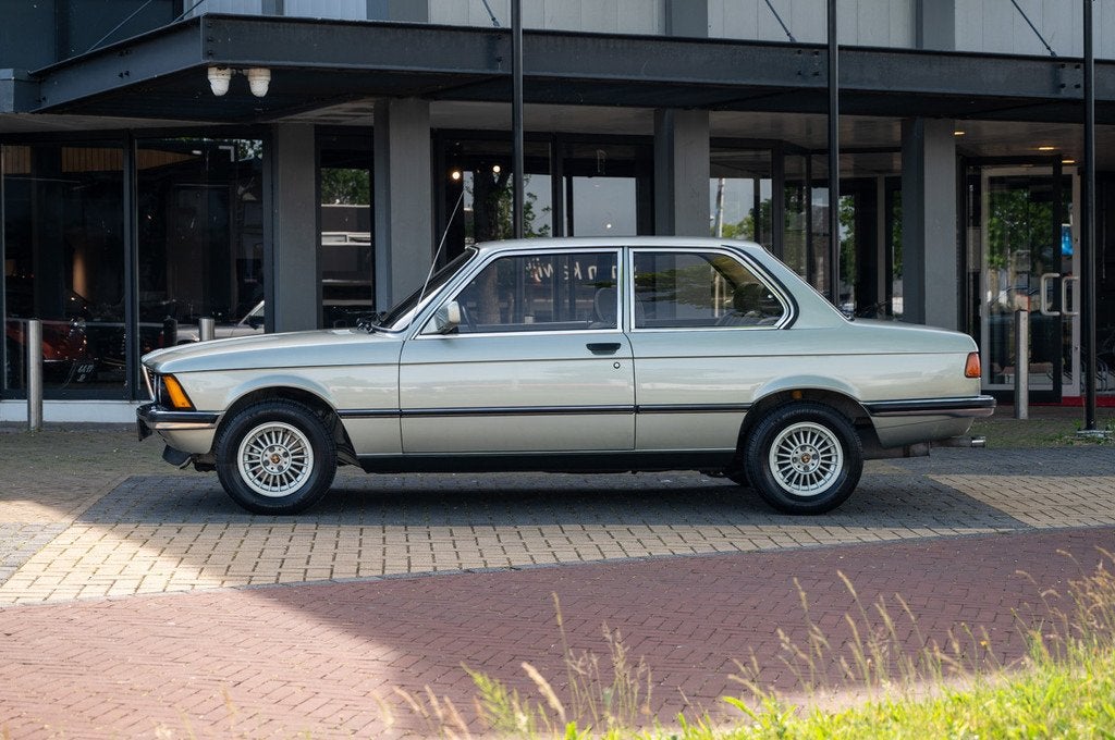 BMW 3-serie 320 E21, Autos, Achat, Entreprise, Boîte manuelle, Autres couleurs