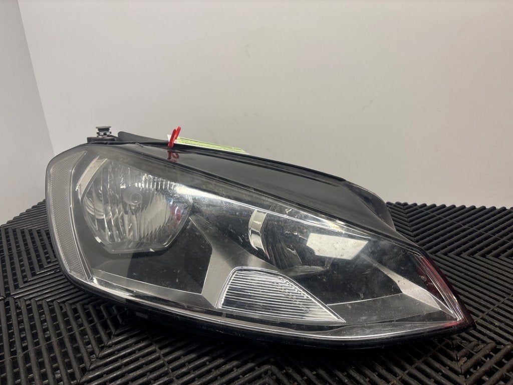 PHARE / OPTIQUE AVANT DROIT Golf VII (AUA) (|5G1941040|), Autos : Pièces & Accessoires, Volkswagen, Volkswagen AG, Utilisé, Kundenbetreuung@volkswagen.de