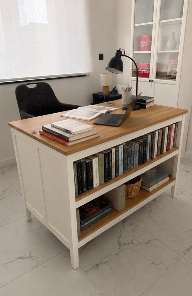 Hoge (90cm) bureau met opbergruimte, Huis en Inrichting, Bureaus, Zo goed als nieuw, Overige typen, Overige merken, Scandinavisch