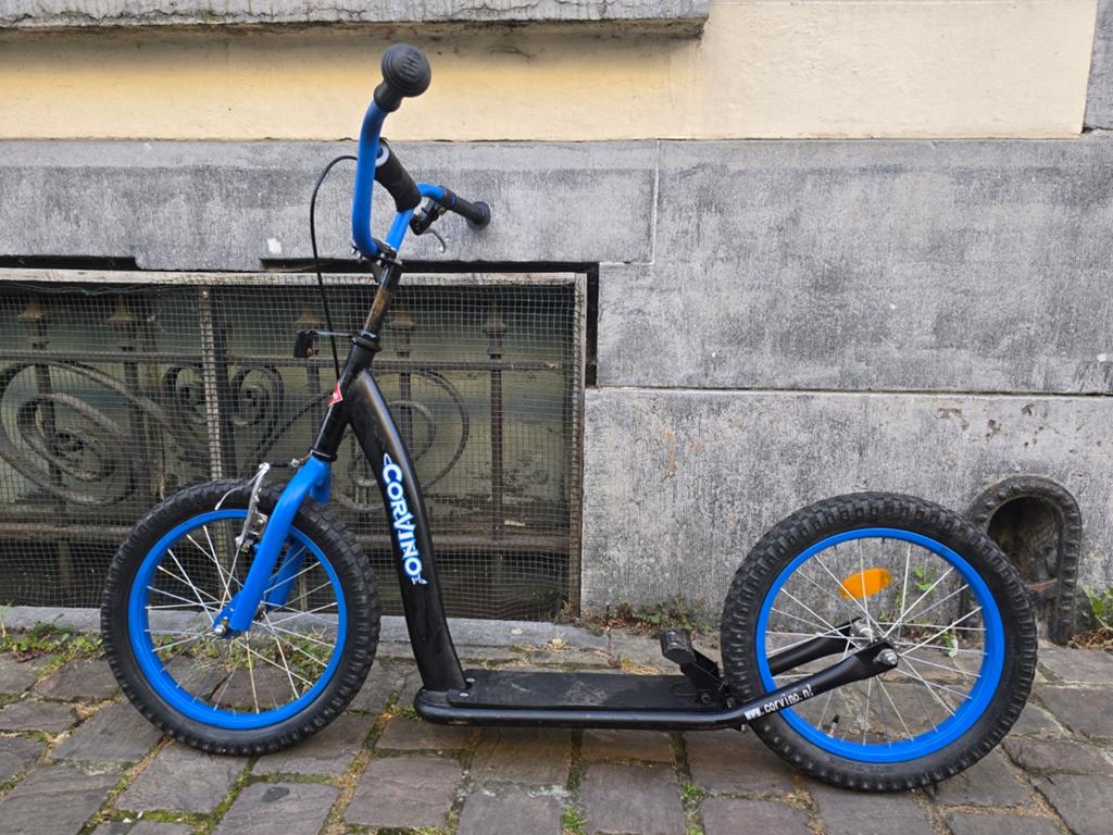 Scooter, trotinette ,als nieuw voor 7 tot 11 jaar, 40  euro, Ophalen