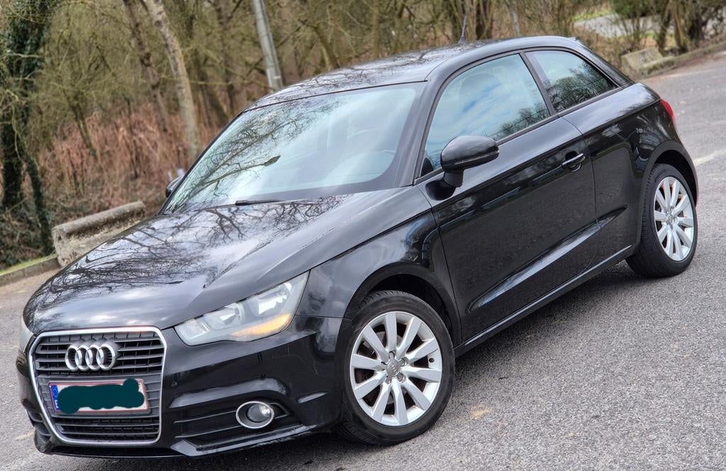 Audi A1 16tdi 2010.130mkm 1prop gps clima Cruise 4700€, Autos, Audi, Particulier, A1, Diesel, Euro 5, Coupé, 3 portes, Boîte manuelle