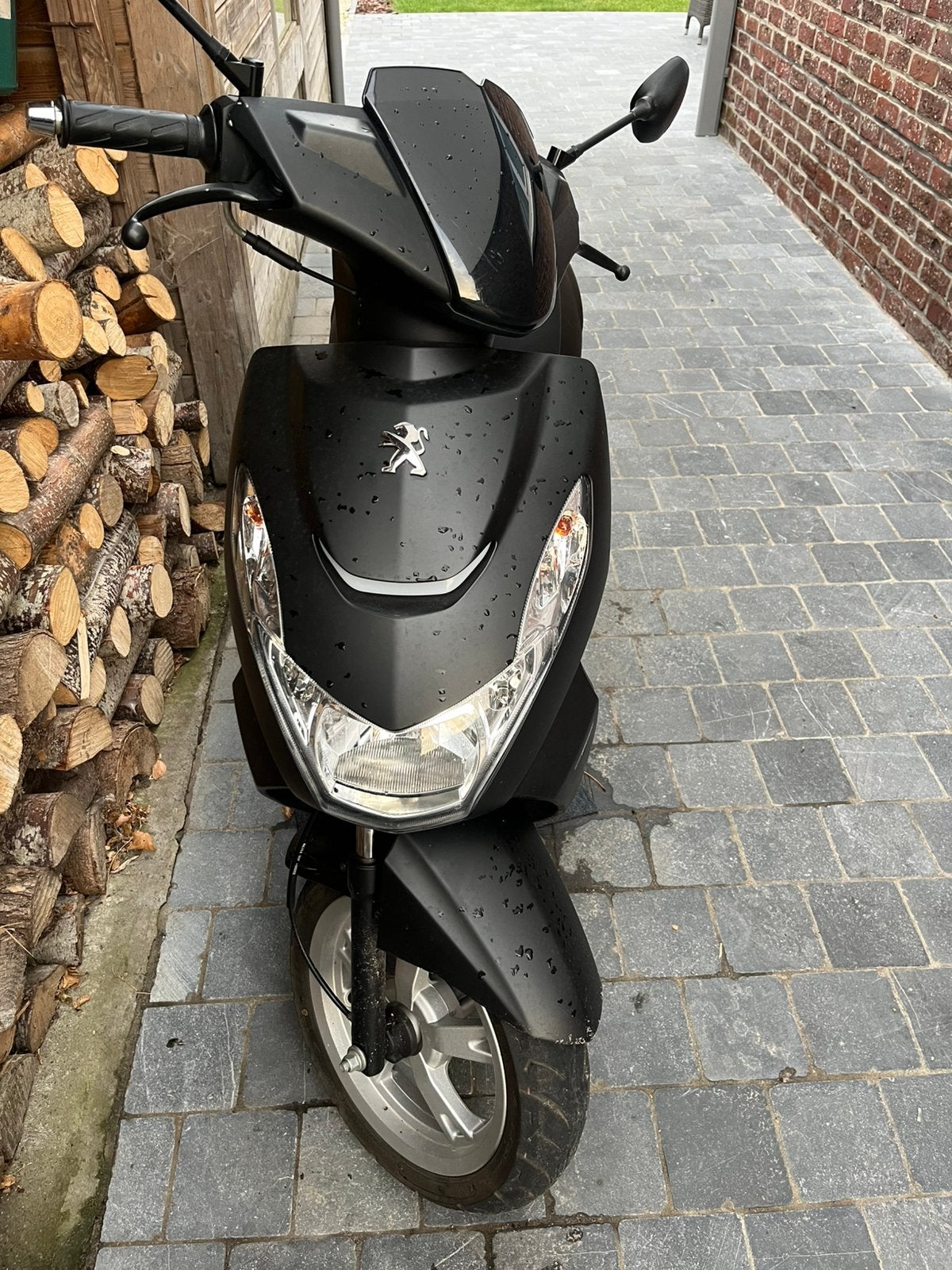 Peugeot kisbee, Fietsen en Brommers, Scooters | Peugeot, Ophalen, Gebruikt, Klasse A (25 km/u), Benzine