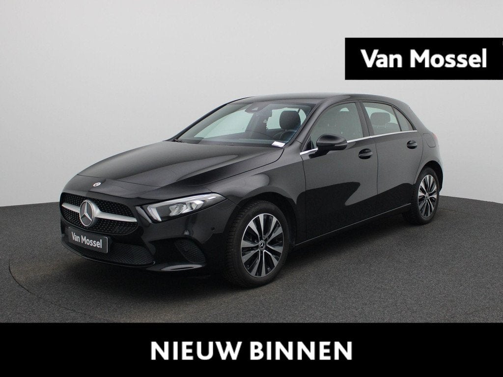 Mercedes-Benz A-Klasse A 250 e Business Solution 1Y USED GAR, Auto's, Stof, 4 cilinders, 16 kWh, Zwart