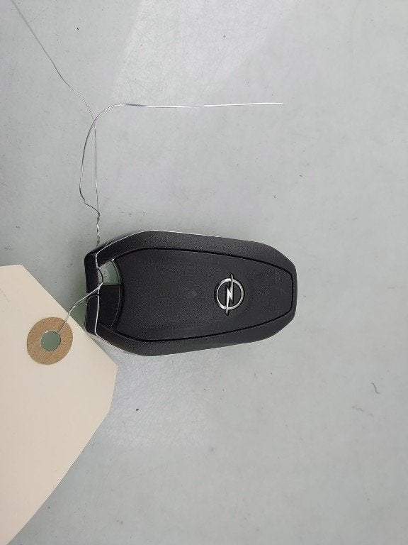 SLEUTEL Corsa F (UB / UH / UP) (|9833213280|9840153280|), Gebruikt, Opel, Opel Automobile GmbH, Kontakt-opel@opel.com