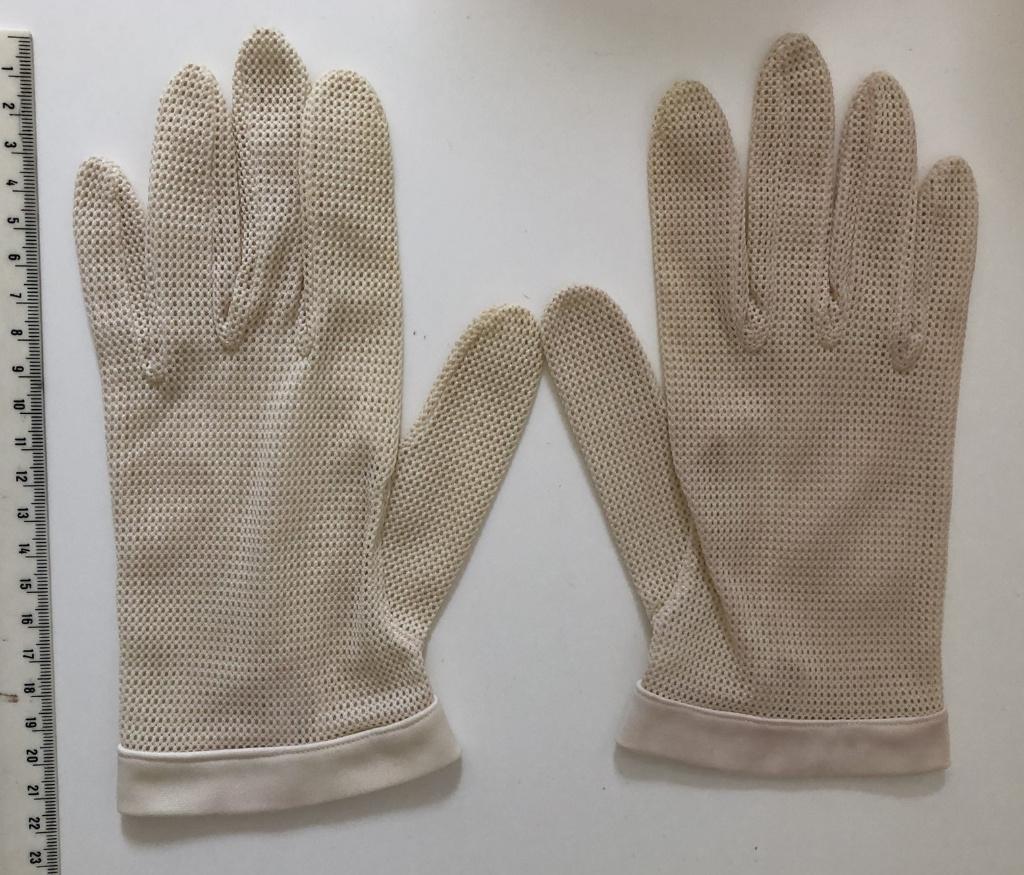 Crème crochet dameshandschoenen - origineel vintage, Kleding | Dames, Mutsen, Sjaals en Handschoenen, Ophalen of Verzenden, Gedragen
