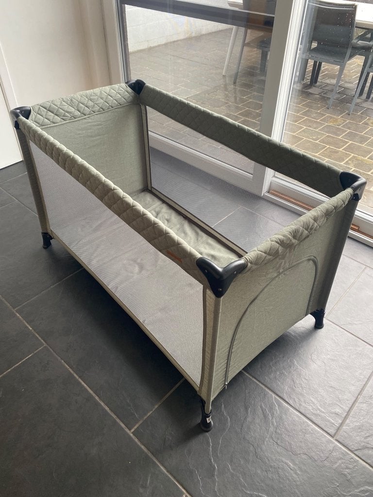 Little Dutch Reisbedje (Olive Green) – In zeer goede staat!, Enlèvement, Comme neuf, Lit de voyage