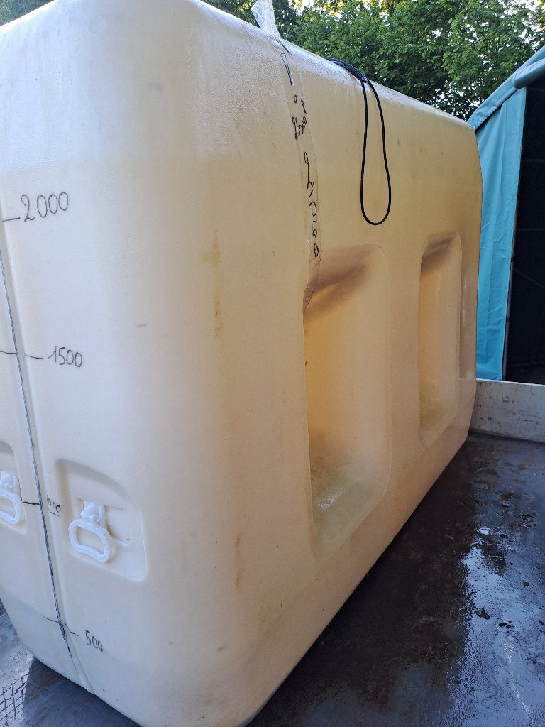 plastic stookolietank van 2500 liter, Ophalen, Zo goed als nieuw
