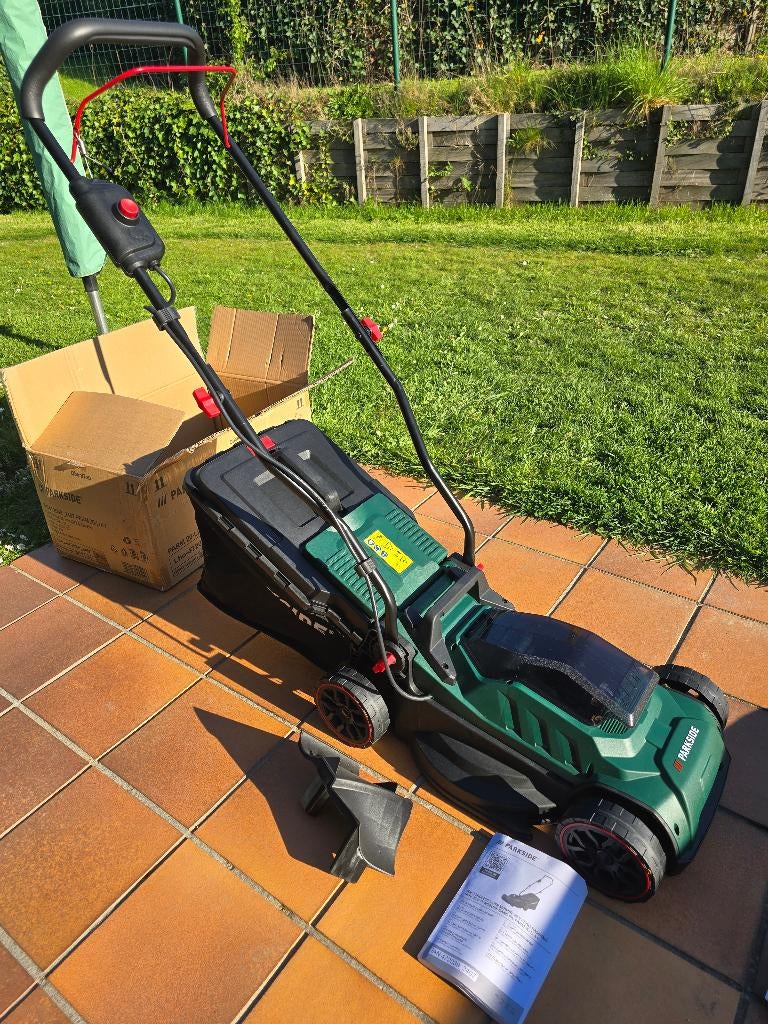 Tondeuse sans fil Lidl PARM 20-LI A1 + mulching, Neuf, Tondeuses à gazon sur batterie, 30 à 39 cm, Parkside