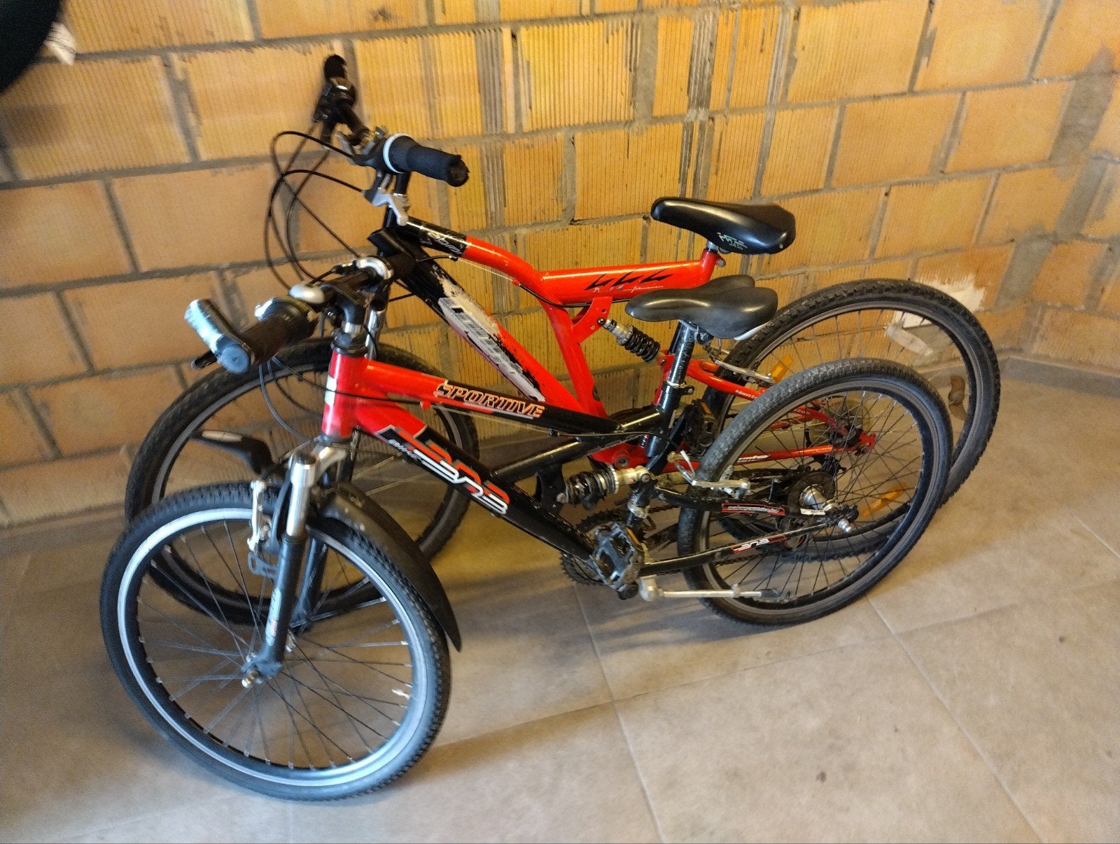 lot van 2 mountainbike kinderfietsen, Fietsen en Brommers, Ophalen