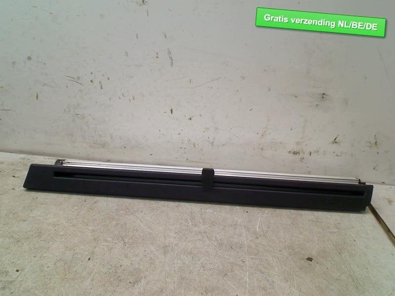 MECANISME PARE-SOLEIL ARRIÈRE GAUCHE 5 serie Touring (F11), Utilisé, BMW, Petuelring 130
80809  München, DE, Bayerische Motoren Werke AG
