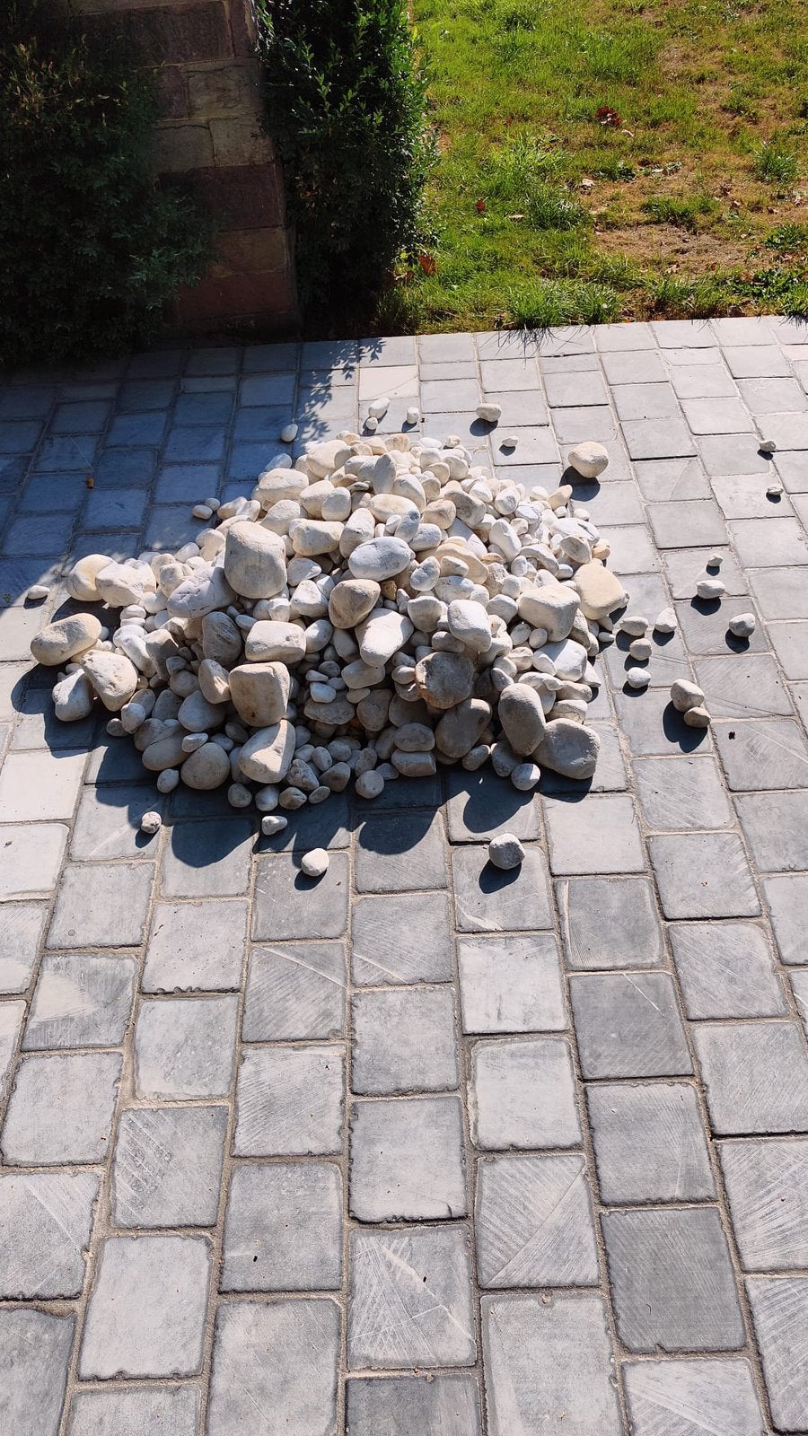 Witte sierkeien, Ophalen, Zo goed als nieuw, Wit, Kei