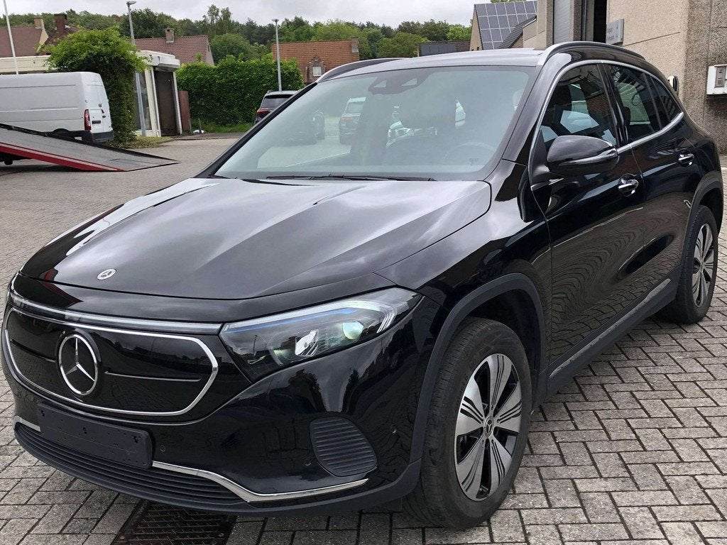 Mercedes-Benz EQA 300 4 Matic Panoramisch schuifdak, Distron, Auto's, Automaat, Gebruikt, Zwart, Zwart