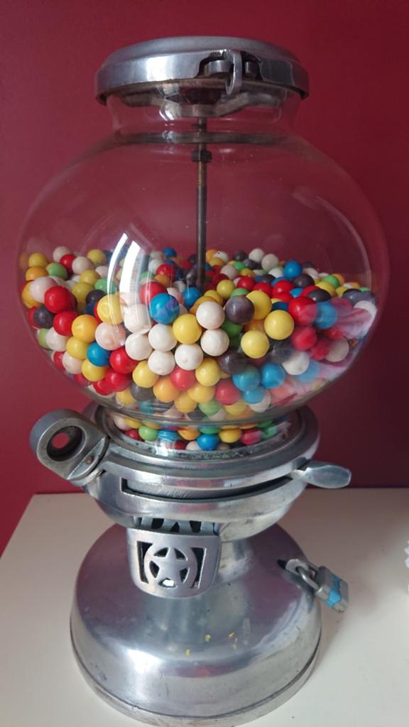 Vintage kauwgumpotten, Antiek en Kunst, Curiosa en Brocante, Ophalen