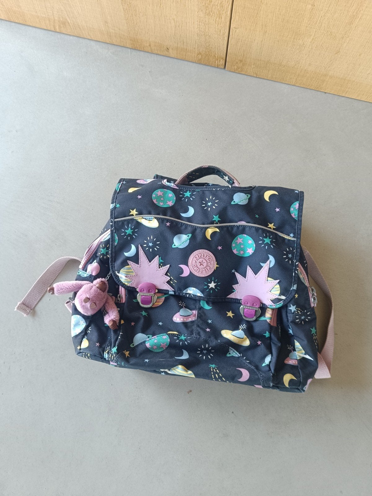 kipling boekentas en pennenzak lagere school nieuwstaat, Ophalen, Zo goed als nieuw