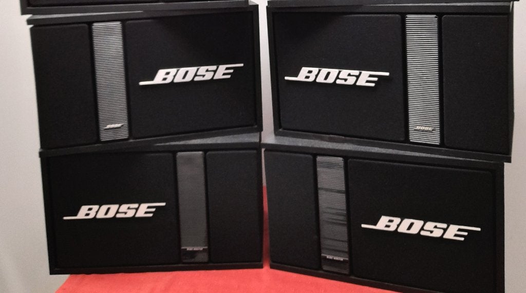 BOSE 301 in zeer goede staat te beluisteren, Studiomonitor, 120 tot 150 watt, Ophalen of Verzenden, Zo goed als nieuw