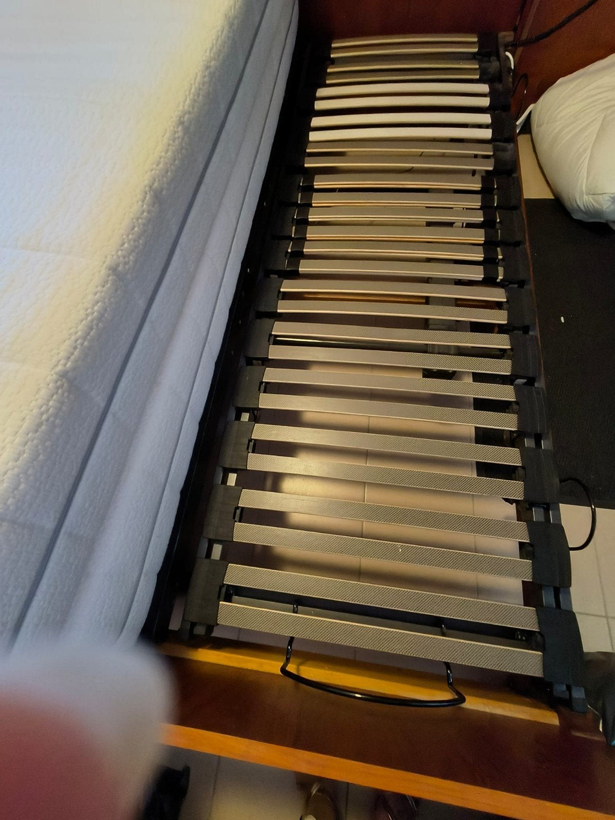 2 matrassen goede kwaliteit, plus bijhorende electrische lat, Matelas, Queen size, Comme neuf, Enlèvement