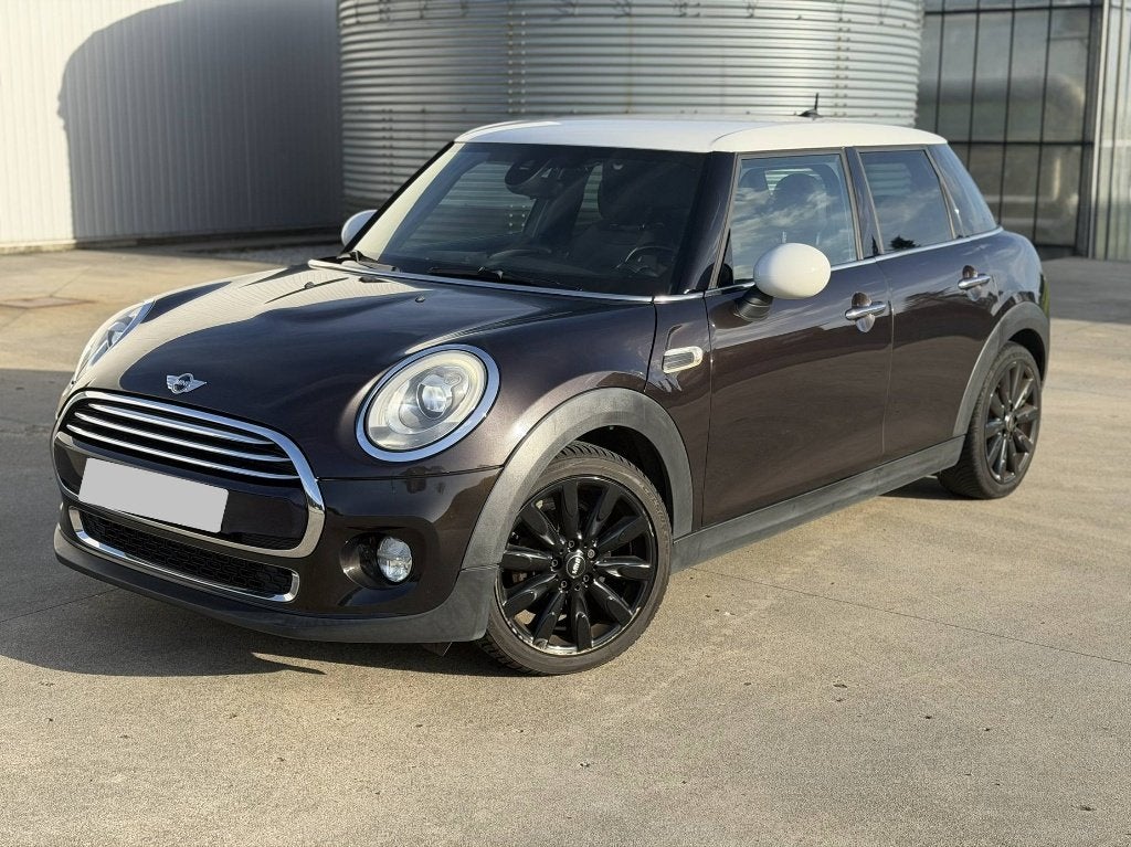 MINI Cooper 1.5 Benzine 136PK Euro6B 5-Deurs Model 2015, Auto's, Euro 6, Bruin, Leder, 5 deurs