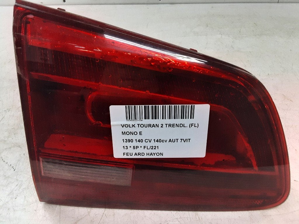 PANNEAU ARRIÈRE DROIT AVEC LAMPE Volkswagen Touran (1T3), Volkswagen, Mevr. I. Hauben, Utilisé, Rue de l'Espoir 34 34
4030  GRIVEGNÉE, BE