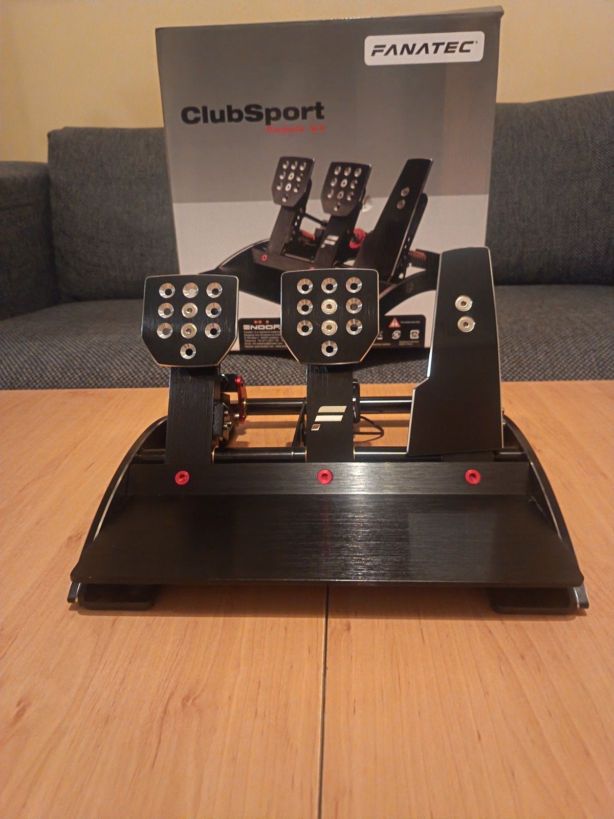 Pédalier Fanatec Clubsport V3, Ophalen