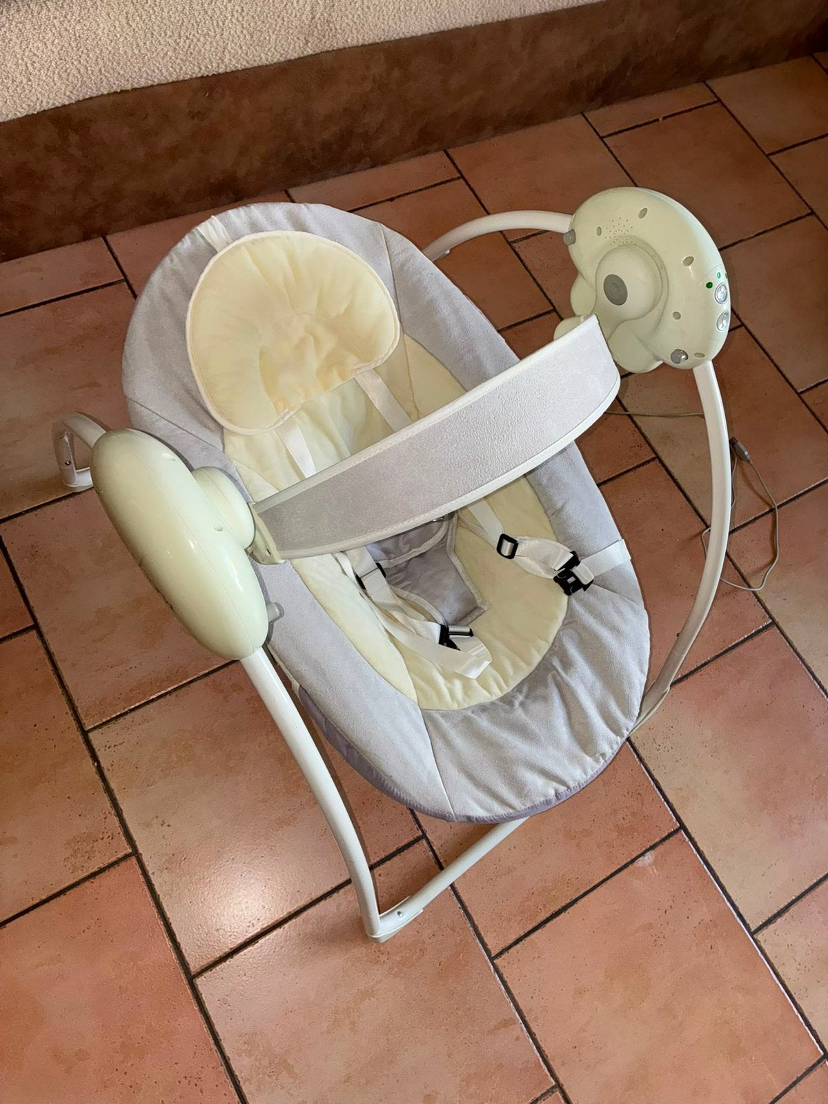 Balancelle électrique pour bébé en très bon état, Enlèvement, Comme neuf