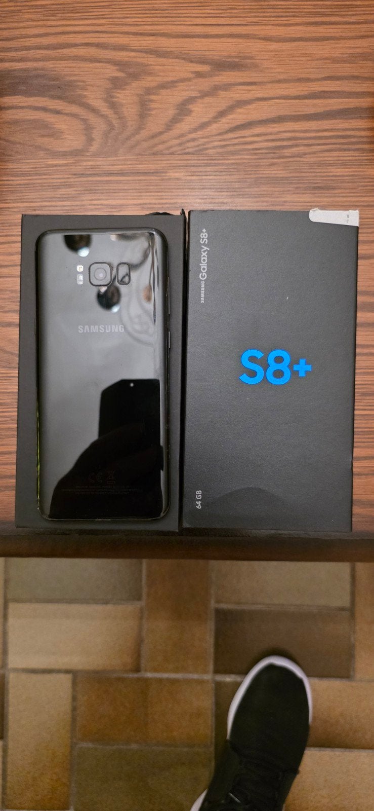 Samsung S8 +, Enlèvement