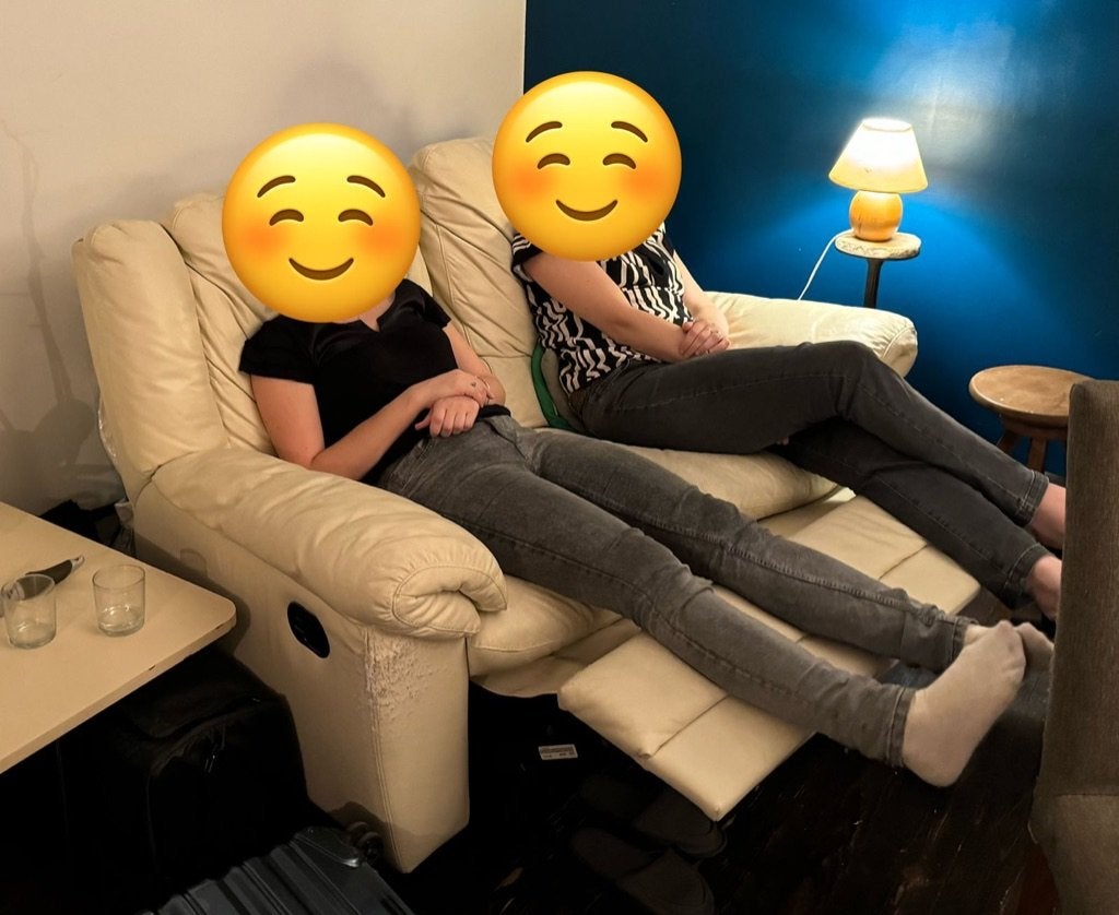 Canapé en cuir usé mais super confort !, Enlèvement, Cuir