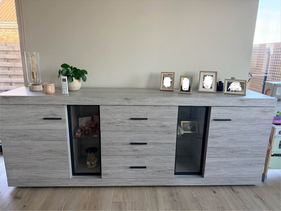 Eetplaats (Tafel, dressoir en barkast), Huis en Inrichting, Complete eetkamers, Ophalen, Zo goed als nieuw