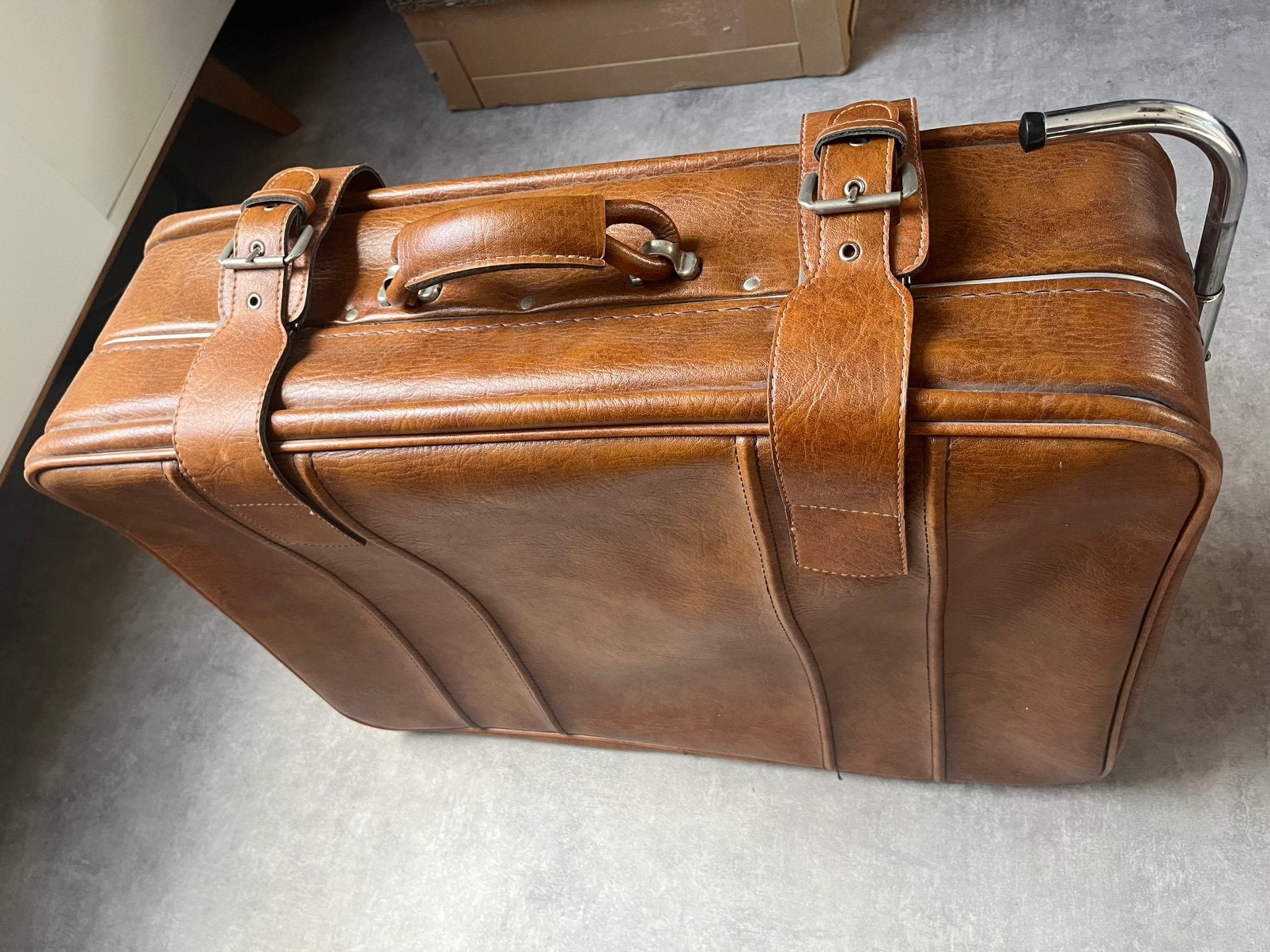 Vintage reiskoffer met wieltjes, Gebruikt, 50 tot 60 cm, 45 tot 55 cm, Slot