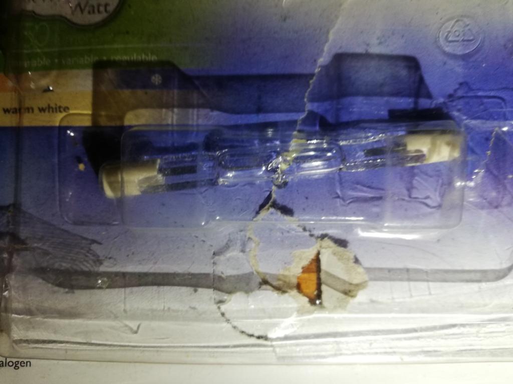 2 ampoules Halogènes, Enlèvement