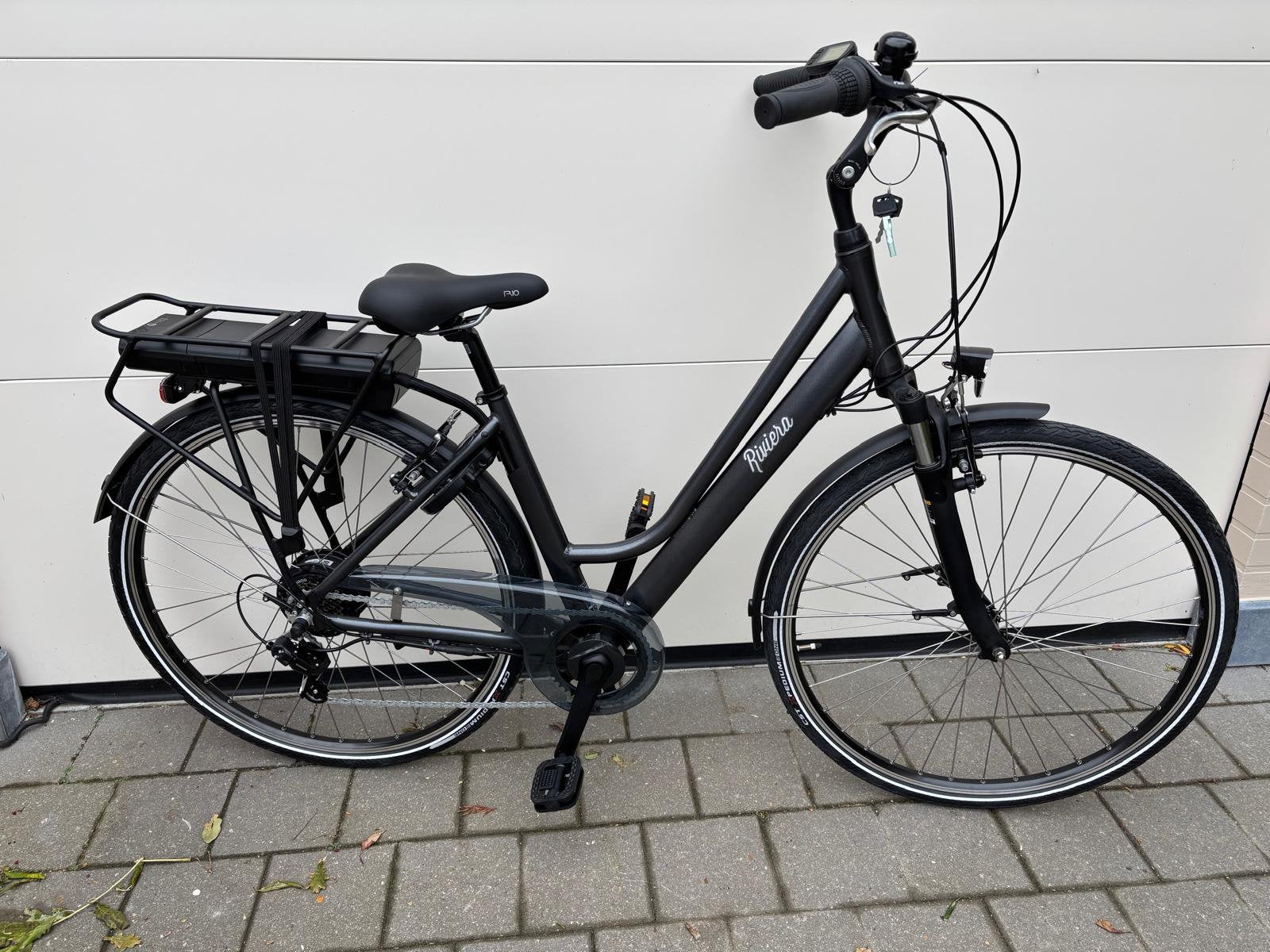 Elektrische damesfiets, Fietsen en Brommers, Ophalen, Zo goed als nieuw