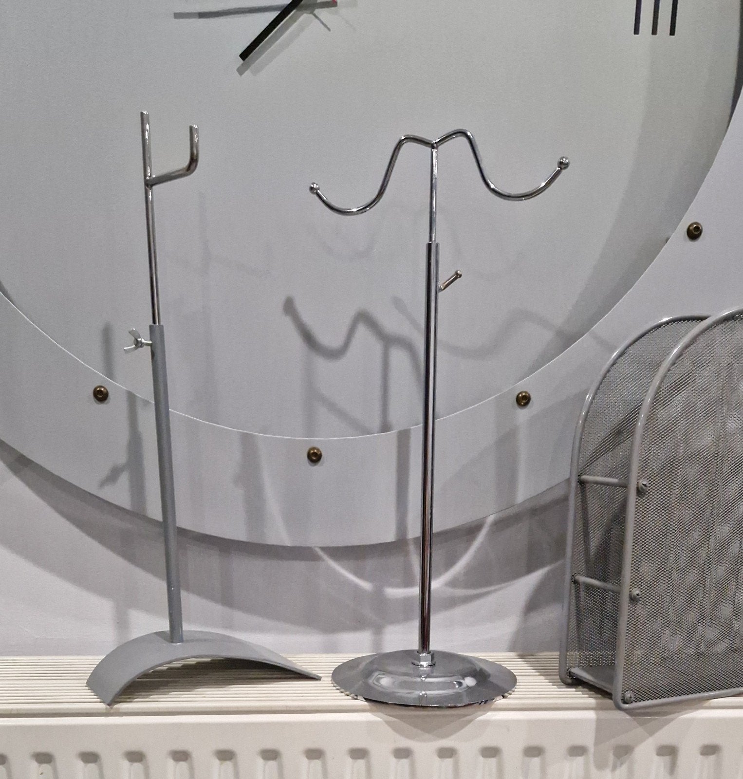 Metalen staanders voor sjaals / kettingen / accessoires, Ophalen
