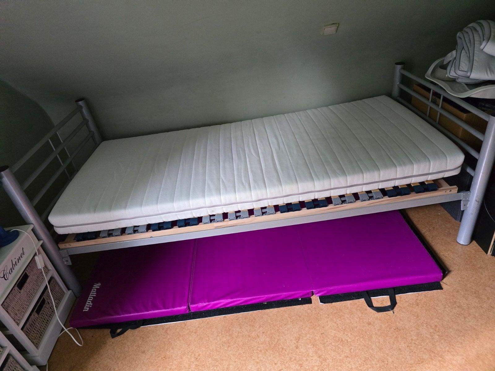 1 persoonsbed 90/200 met matras, Huis en Inrichting, Ophalen, Gebruikt, 90 cm, Eenpersoons