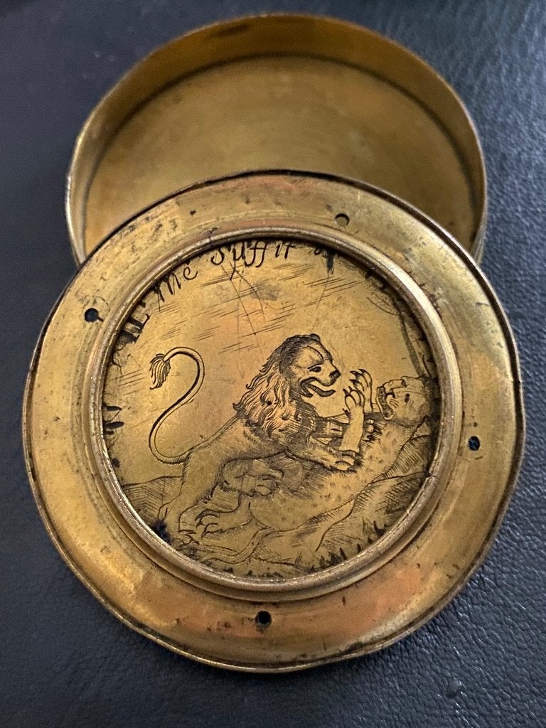 Révolution Brabançonne XVIIIe Lion doré petite boîte, Antiquités & Art, Antiquités | Autres Antiquités, Enlèvement ou Envoi