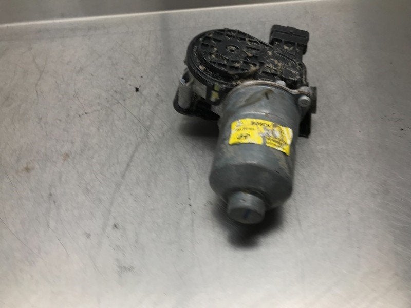 MOTEUR ESSUIE-GLACE AVANT Hyundai i10 (B5) (|98100B9000|), Utilisé, Hyundai