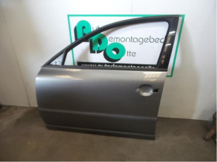Portière 4portes avant gauche d'un Volkswagen Passat (Passa, Volkswagen, -, Utilisé, Porte