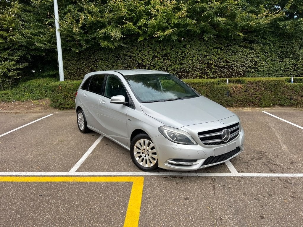 Mercedes B180 1.6 Benzine, Auto's, Euro 5, Zwart, 1200 kg, 5 deurs