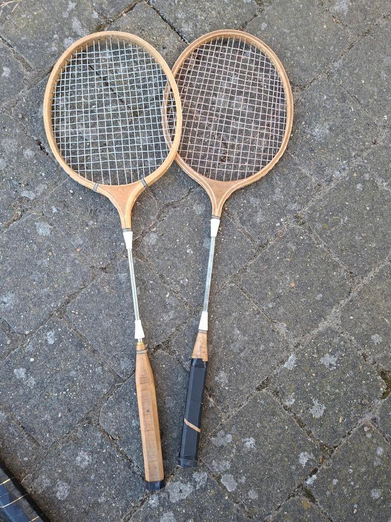 2 badminton raketten, Ophalen
