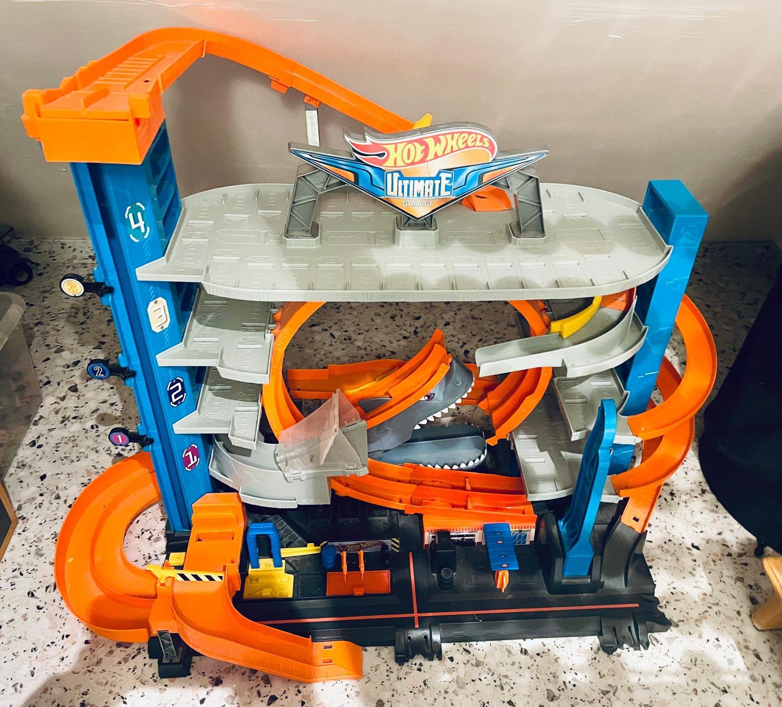 Hotwheels Ultimate Garage Shark, Ophalen, Gebruikt, Racebaan, Hot Wheels