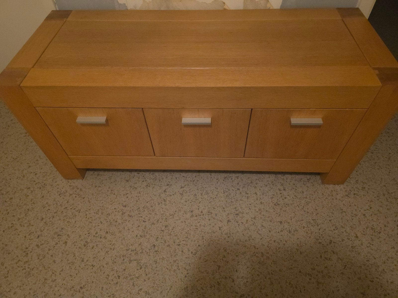 Mooie set Eiken halkast/tv kast met plantentafel, Ophalen