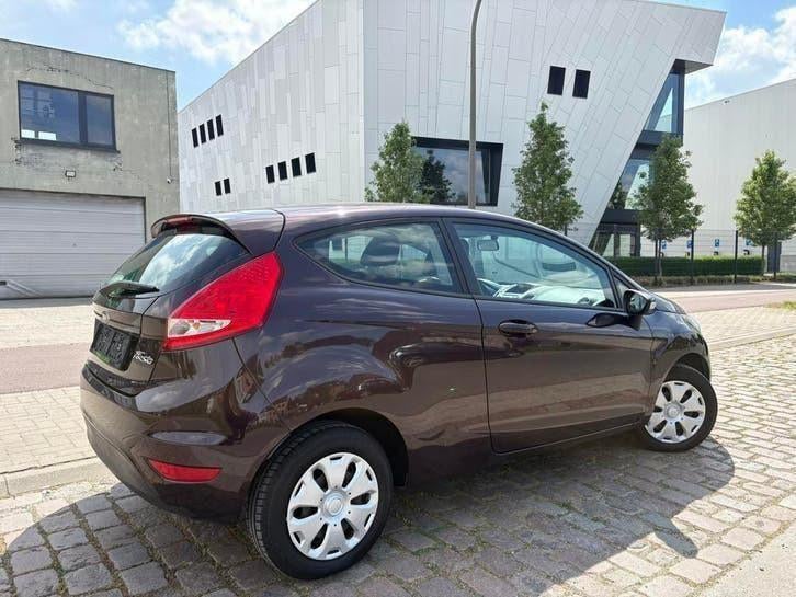 Ford Fiesta | 12 Maanden Garantie | 102 Dkm | Benzine | 2009, Voorwielaandrijving, Stof, Zwart, Fiësta