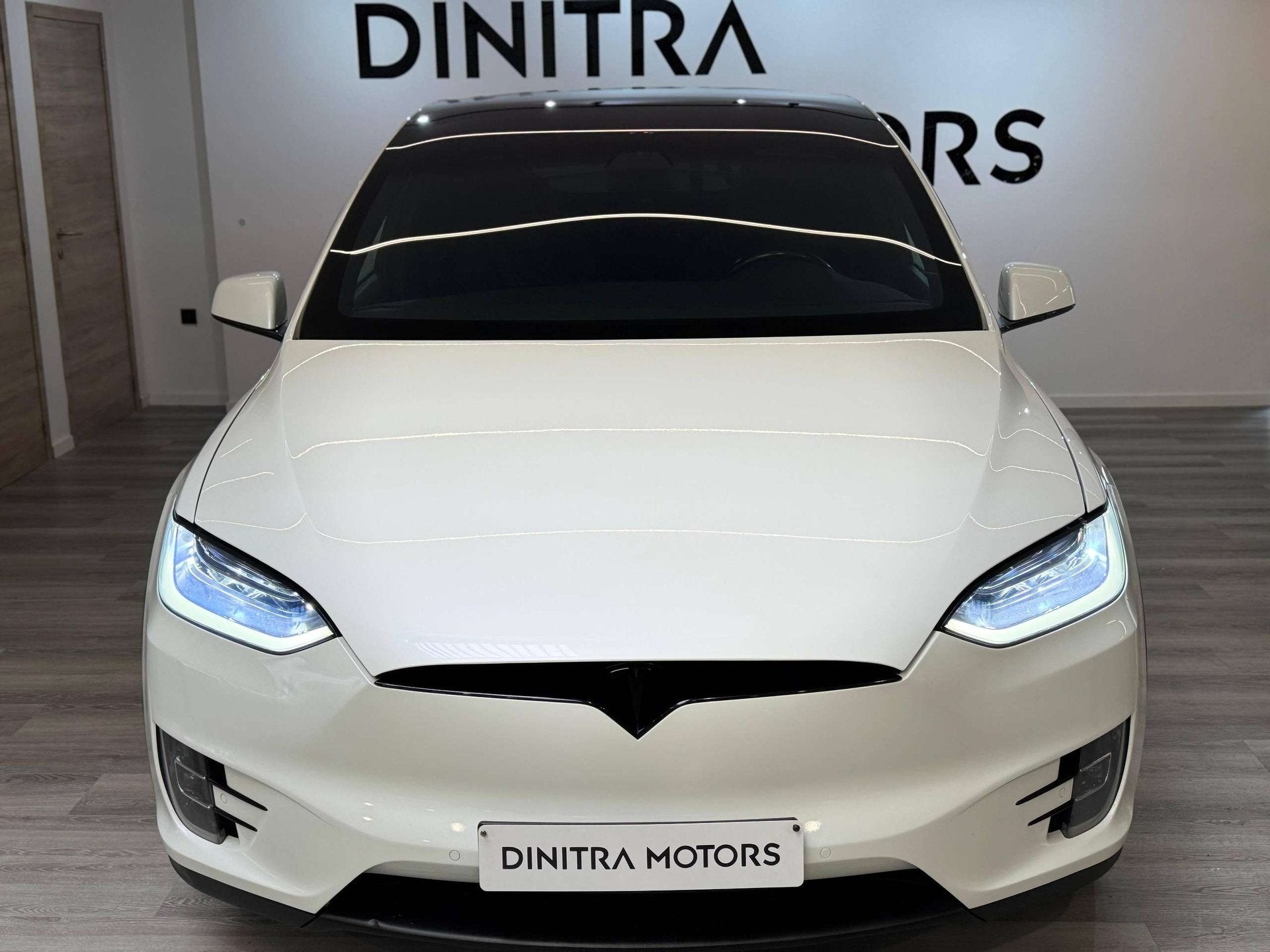 Tesla Model X, Achat, Euro 6, Entreprise, Entretenue par le concessionnaire