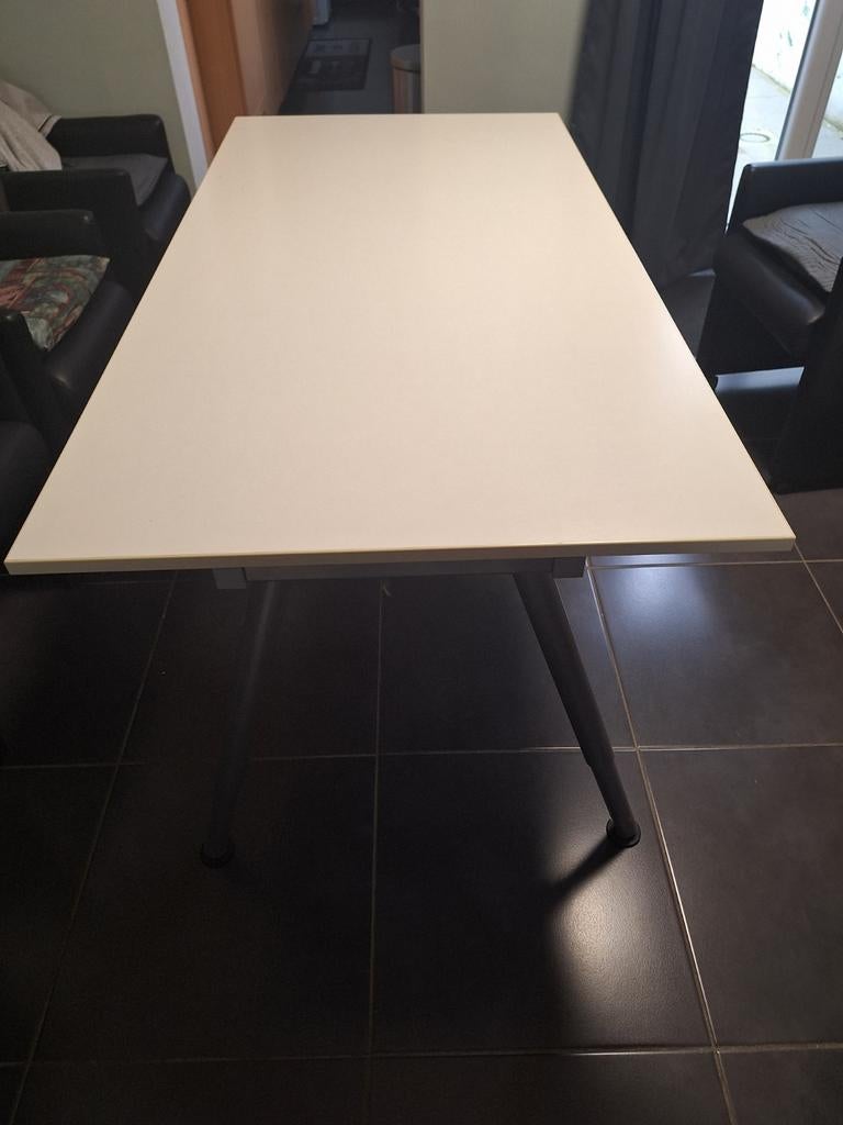 Keukentafel (prijs bespreekbaar), Ophalen