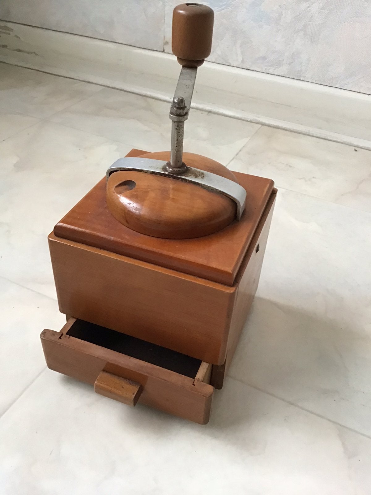 Allerhande brocante wegens overlijden, Enlèvement