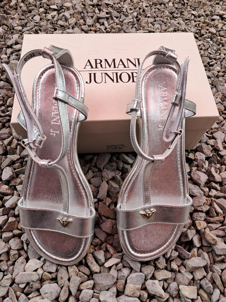 sandales argentées Armani T40, Neuf, Autre, Enlèvement ou Envoi, Autres couleurs