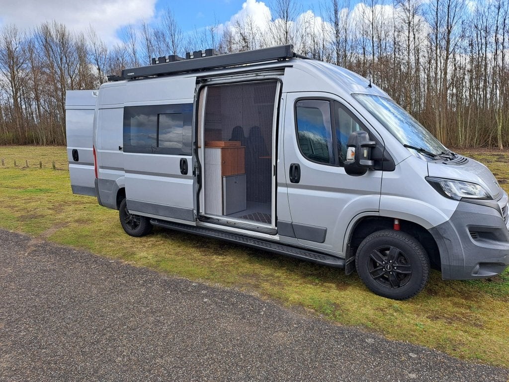 Stoere Buscamper (5 gordels + 5 slaapplaatsen), Caravanes & Camping, Camping-cars, Siège de train, Jusqu'à 5, Fiat, Boîte manuelle